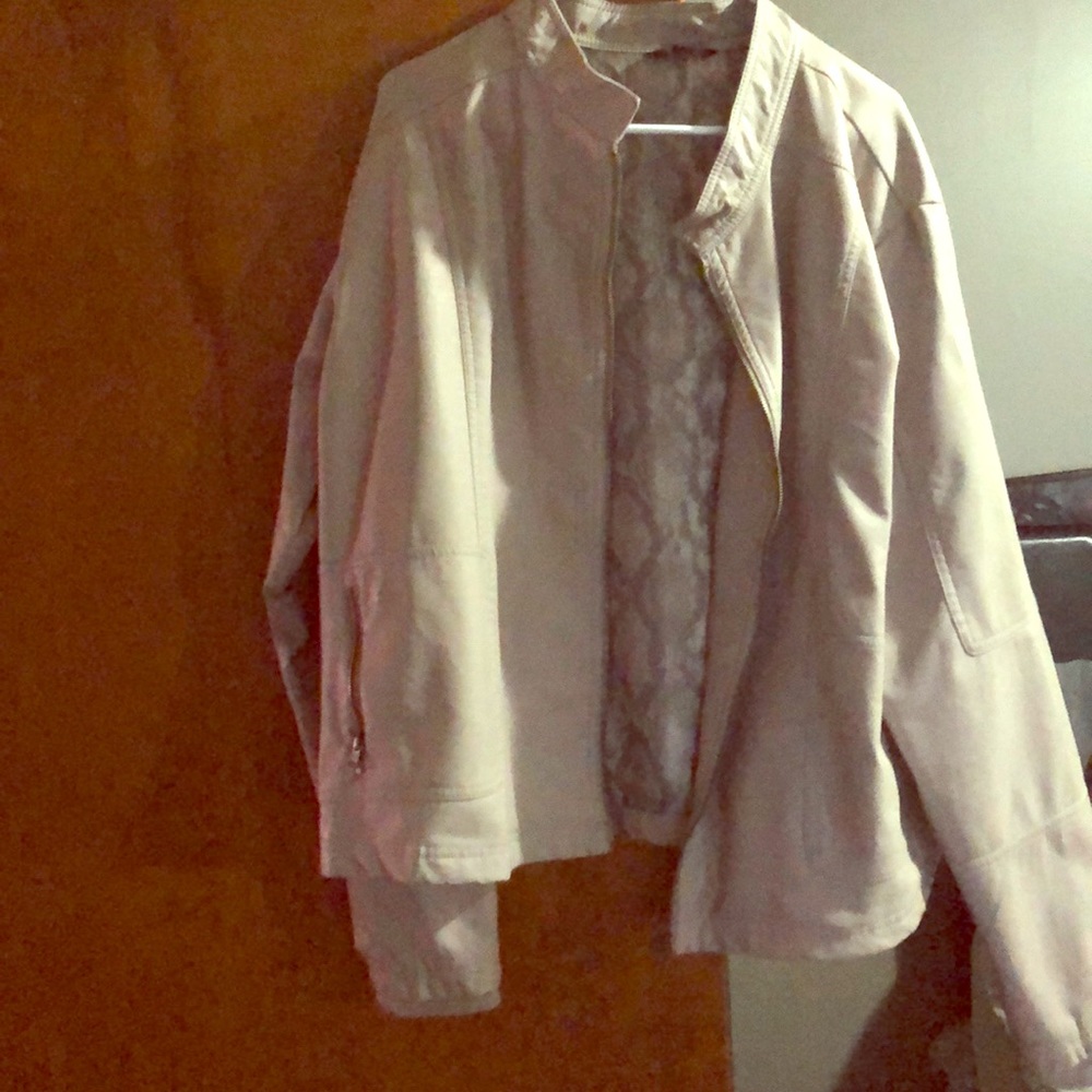 Woman’s gray jacket